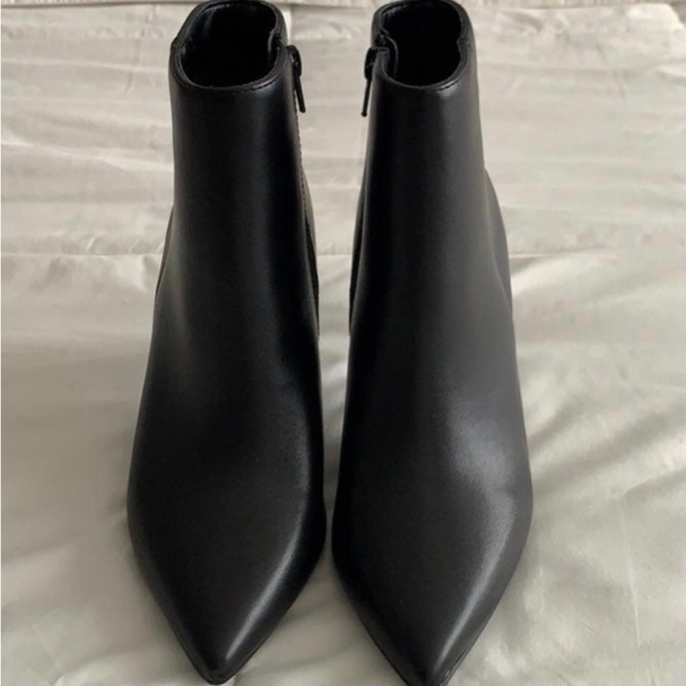 Qupid Boots